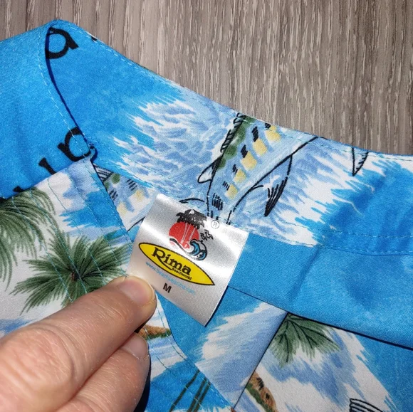 Vintage Rima Hawaiian shirt - Picture 2 of 4